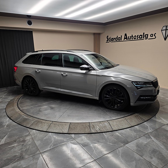 Skoda Superb 7 of 30