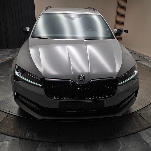 Skoda Superb 10 of 30
