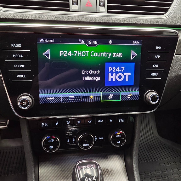 Skoda Superb 25 of 30