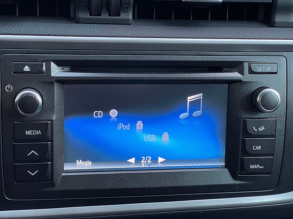 Toyota Auris 15 of 30