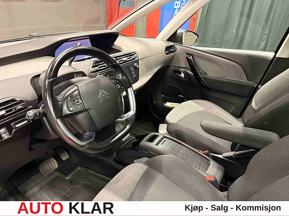Citroen C4 Picasso 27 of 30
