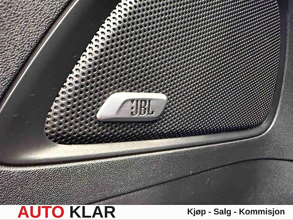 Citroen C4 Picasso 26 of 30