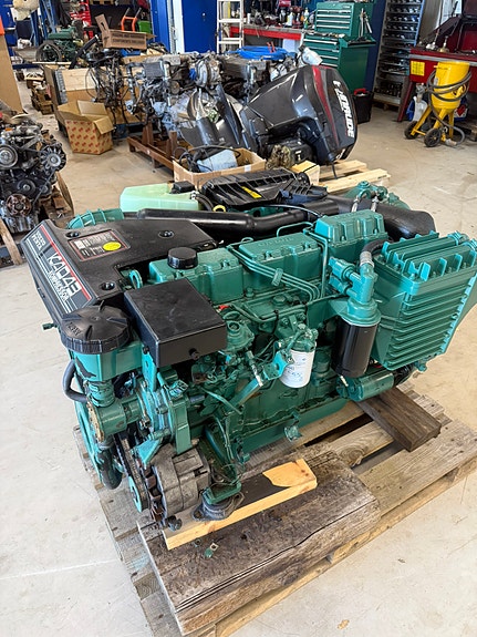 Volvo Penta Kad 43P-A 2 of 6
