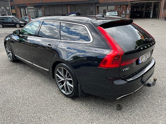 Volvo V90 6 of 30