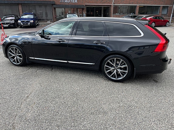 Volvo V90 4 of 30