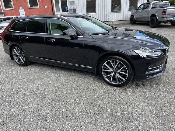 Volvo V90 8 of 30