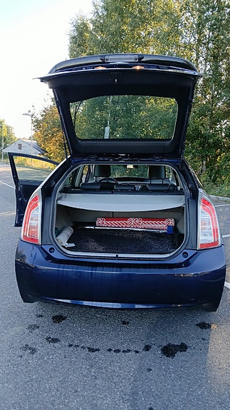 Toyota Prius 7 of 11