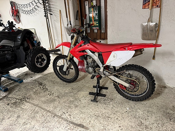 Honda CRF 250X Enduro 2 of 5