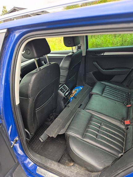 Skoda Superb 7 of 11