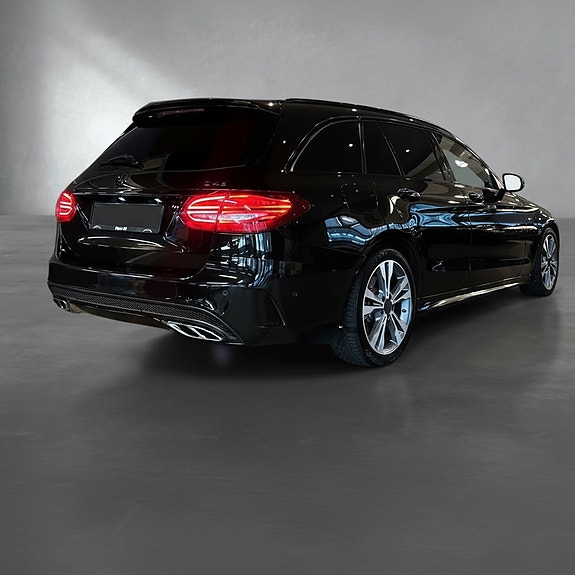 Mercedes-Benz C43 5 of 18