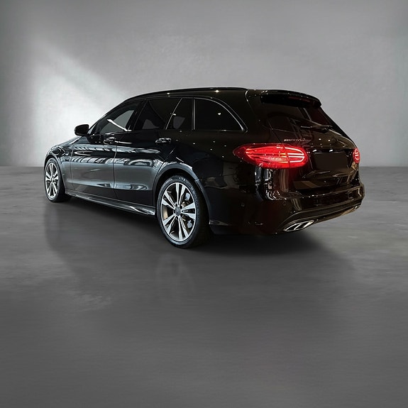 Mercedes-Benz C43 6 of 18