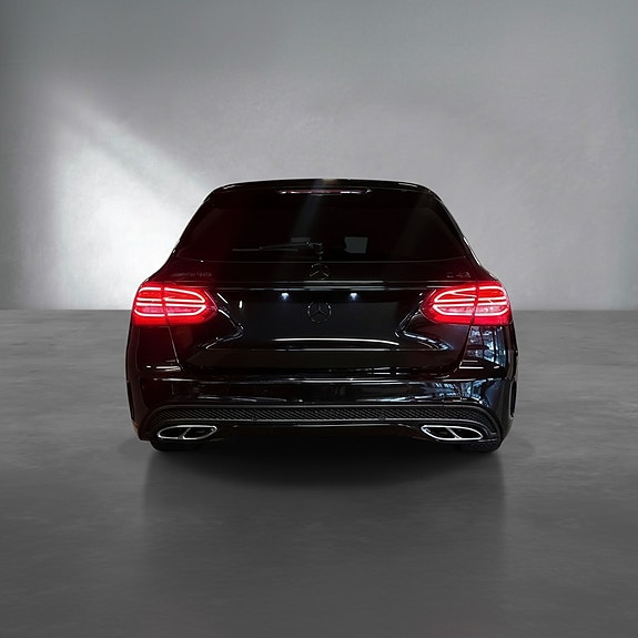 Mercedes-Benz C43 8 of 18