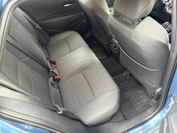 Toyota Corolla 14 of 29