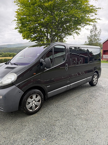 Opel Vivaro 3 of 17