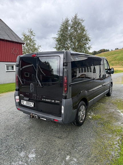 Opel Vivaro 5 of 17