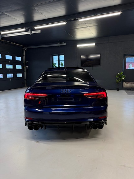 Audi S5 8 of 30