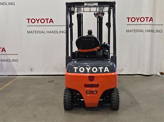 Toyota 8FBMK20T 2 of 4