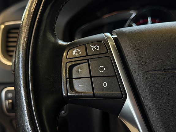 Volvo V60 26 of 30