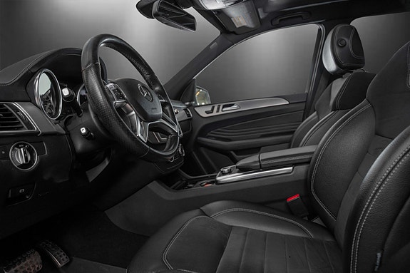 Mercedes-Benz ML250 13 of 24