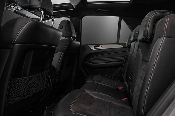 Mercedes-Benz ML250 14 of 24