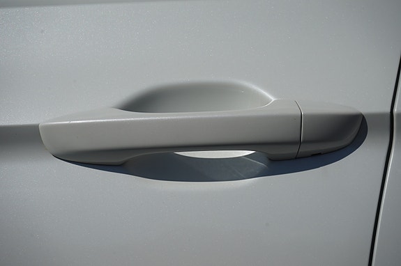 Volkswagen Passat 18 of 30
