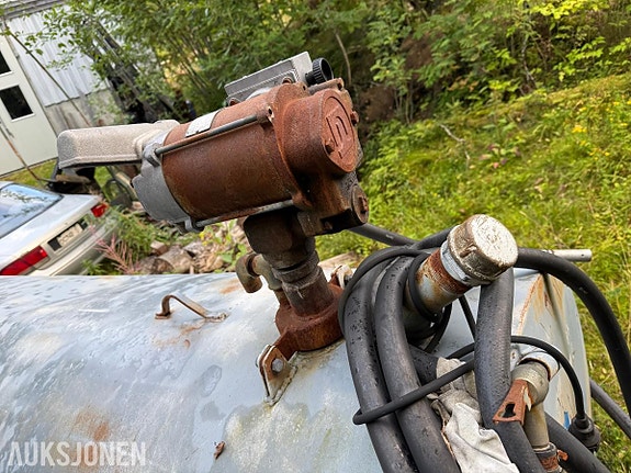 Dieseltank montert på Tilhenger 3000L 9 of 14
