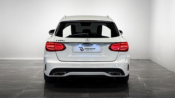 Mercedes-Benz 13 of 30