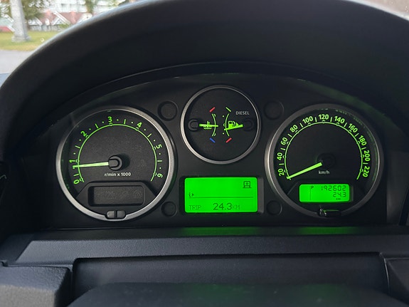 Land Rover Discovery 3 21 of 30
