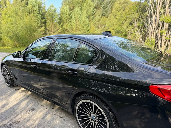 BMW 530e 10 of 30
