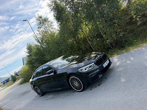 BMW 530e 3 of 30
