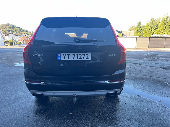 Volvo XC90 4 of 14