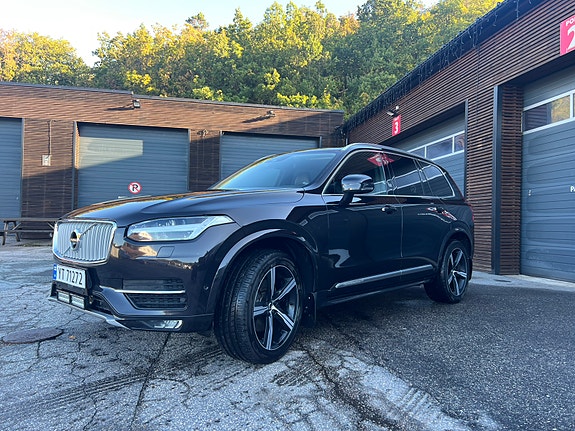 Volvo XC90 7 of 14