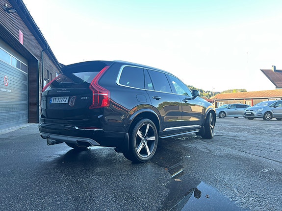 Volvo XC90 3 of 14