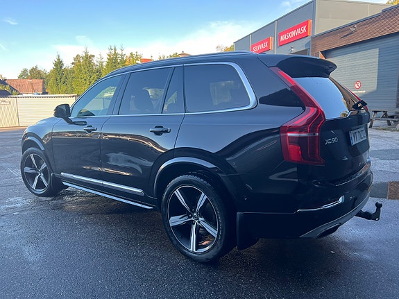 Volvo XC90 5 of 14