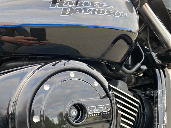 Harley-Davidson XG 750 Street 4 of 8