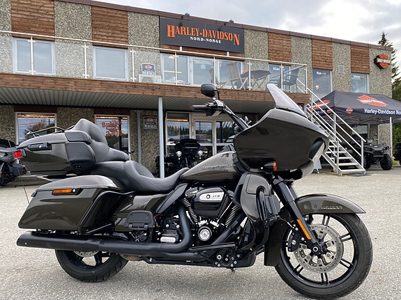 Harley-Davidson FLTRK Road Glide Limited 8 of 10