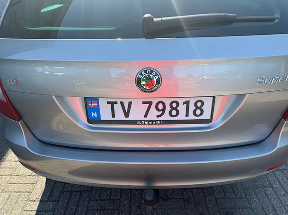 Skoda Superb 6 of 21