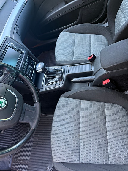 Skoda Superb 19 of 21