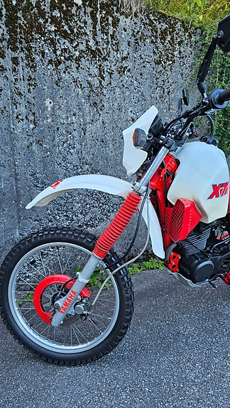 Yamaha XT 350 11 of 26