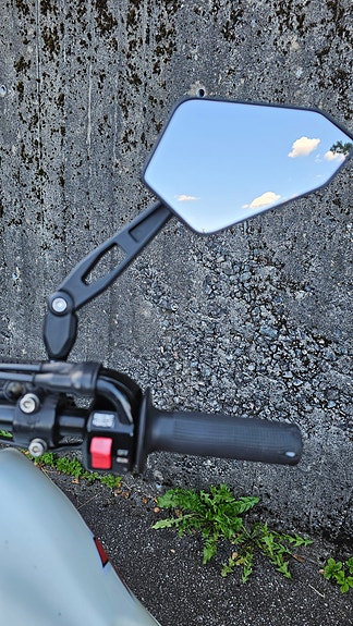 Yamaha XT 350 8 of 26