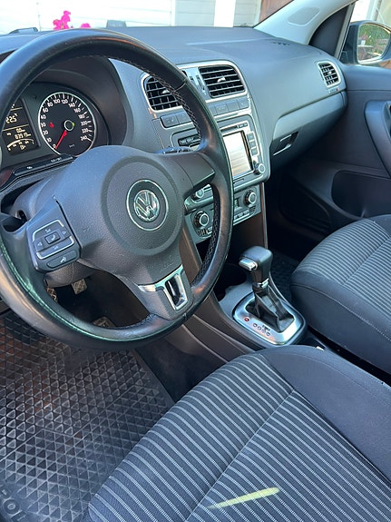 Volkswagen Polo 5 of 15