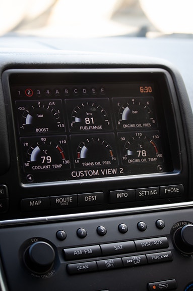 Nissan GT-R 26 of 29