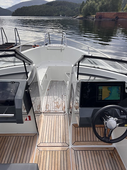 Meget velholdt Yamarin 63 BR med Yamaha 150 hk (som ny, kun 75 timer!) 7 of 25