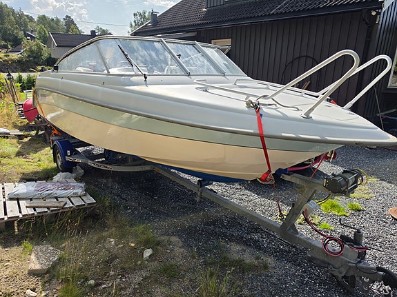 Askeladden 585 Explorer med 115 HK Mercury 2-takt 2005 5 of 27