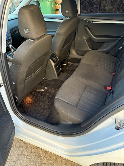 Skoda Octavia 14 of 15