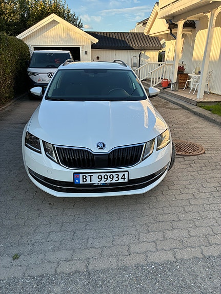 Skoda Octavia 4 of 15