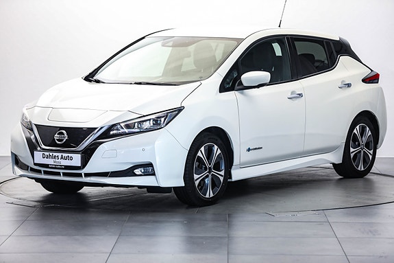 Nissan Leaf 2 of 30