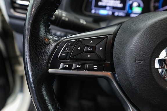 Nissan Leaf 13 of 30