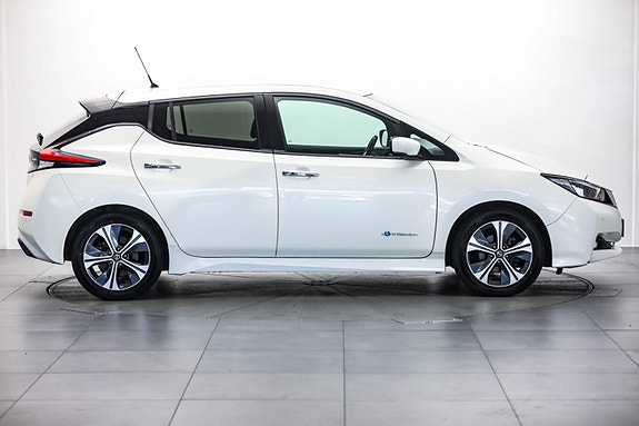 Nissan Leaf 10 of 30