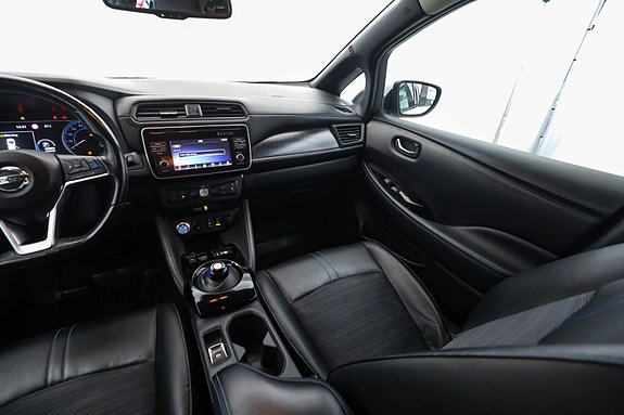 Nissan Leaf 15 of 30